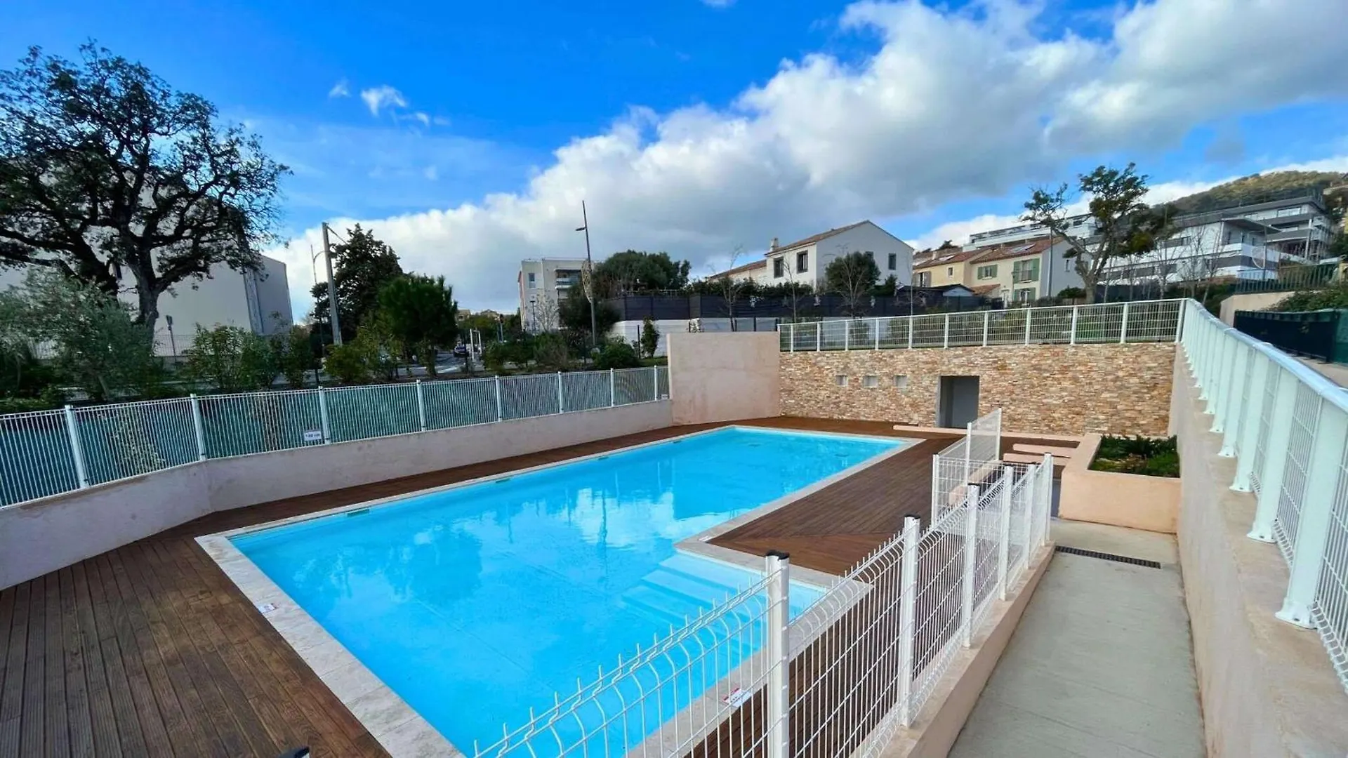 Apartment T3 Spacieux- Clim- Piscine Bormes-les-Mimosas