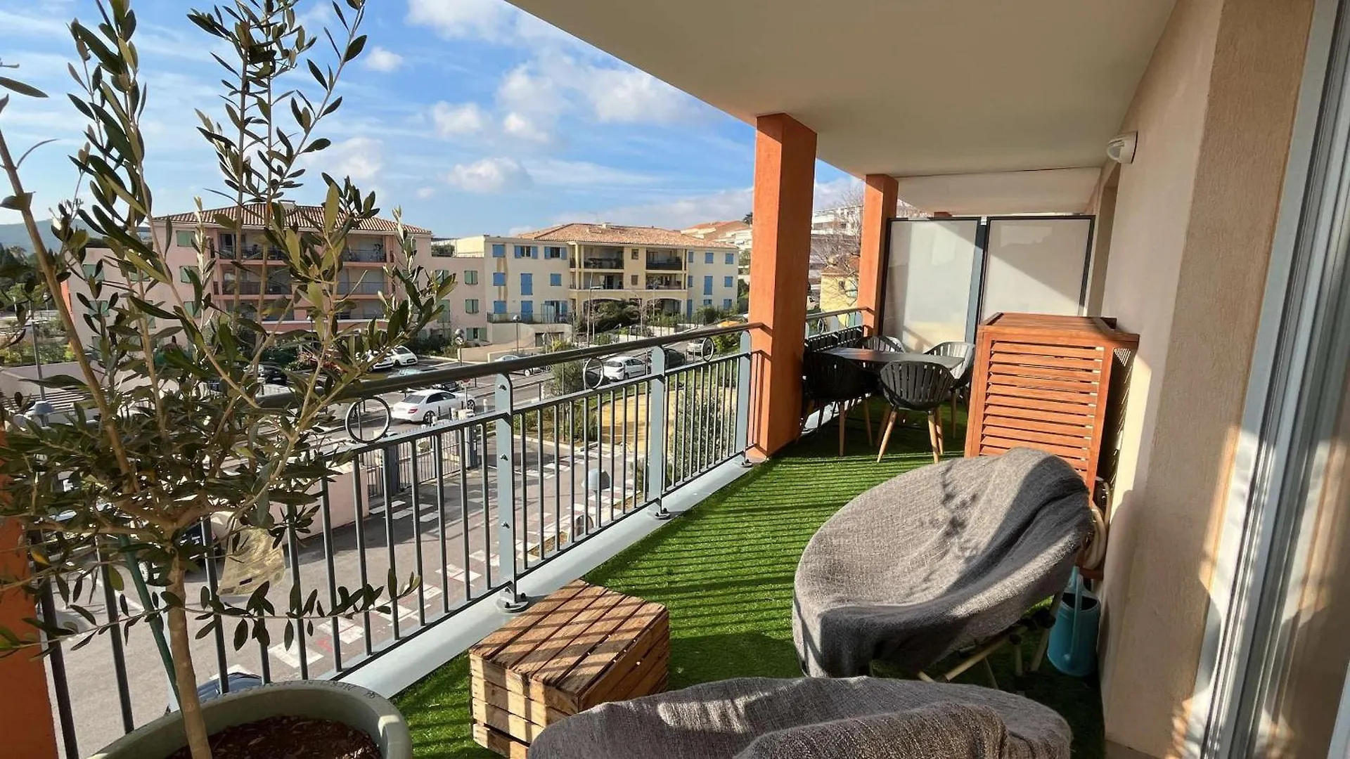 T3 Spacieux- Clim- Piscine Bormes-les-Mimosas Apartment