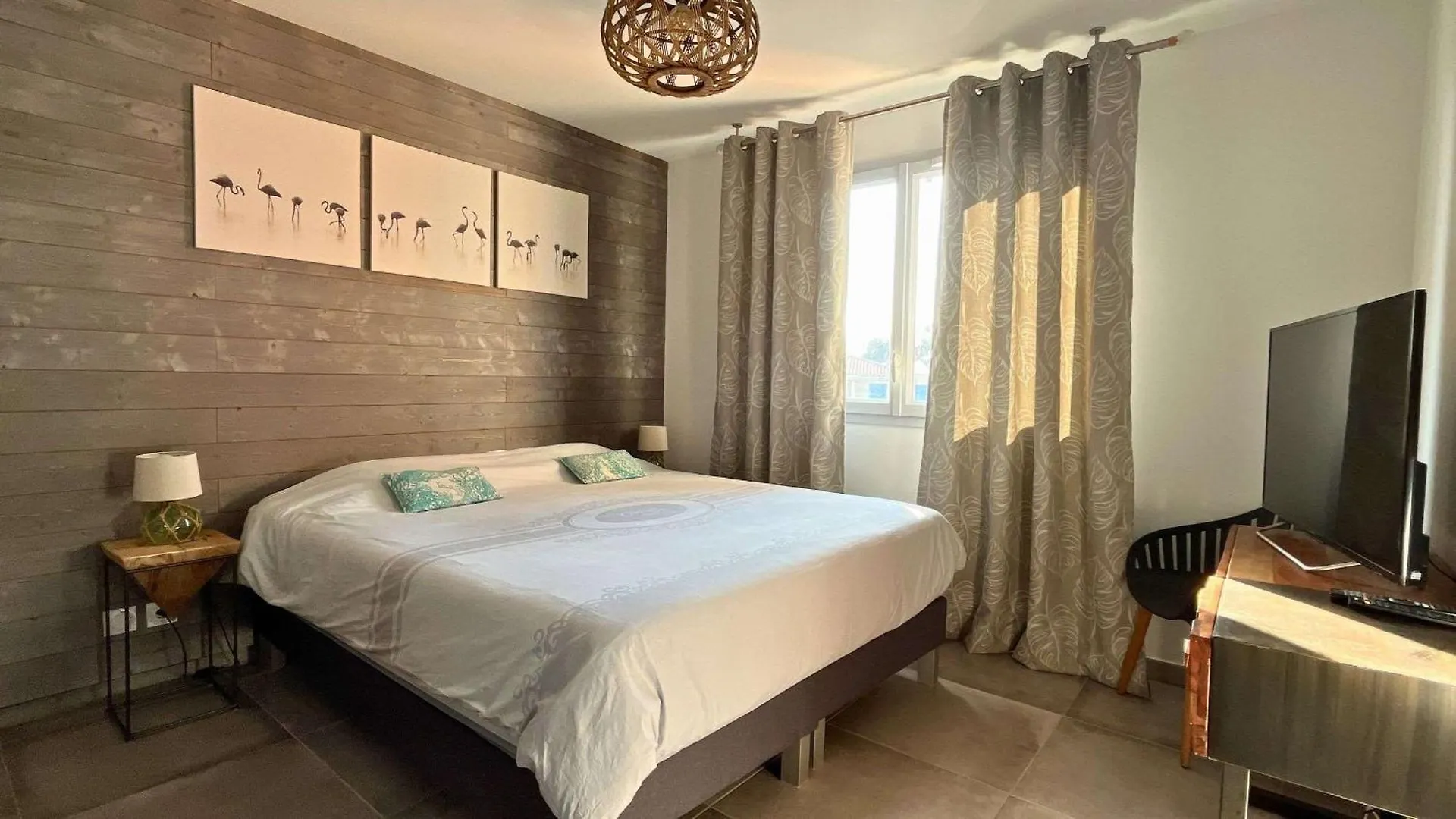 Apartment T3 Spacieux- Clim- Piscine Bormes-les-Mimosas France